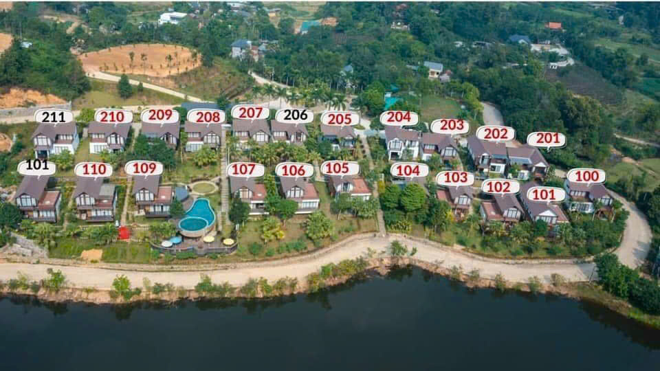 Booking Bản Xôi Village Resort